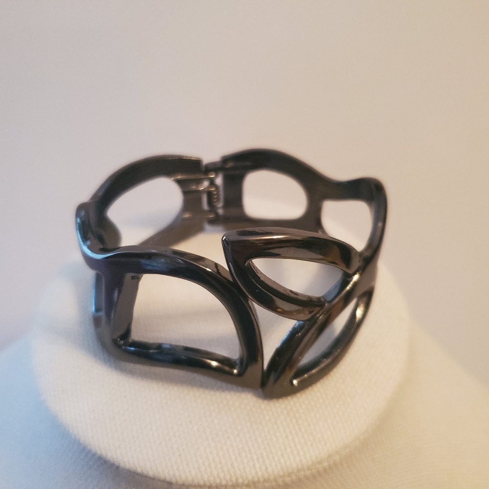 Express Gunmetal Hinged Bracelet